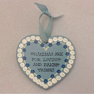 💘 Vintage Hand-painted Floral Wooden Heart Grandma Gift Christmas Ornament